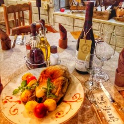 Романтична вечеря за двама в ресторант-галерия в Пловдив 