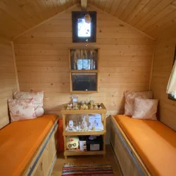 Станете част от кошера с „Пчелна стая“ 