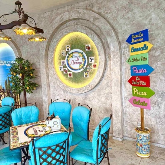 Насладете се на италианската кухня с Пица меню за двама в пицария Pizzeria Casa La Mamma от Makaroon