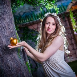 Влезте в приказката с ескейп стая Златната ябълка и змеят за двама