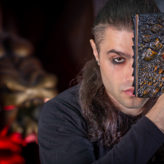 Изживейте приказните истории, с които сте отраснали, с ескейп стая Златната ябълка и змеят от Makaroon