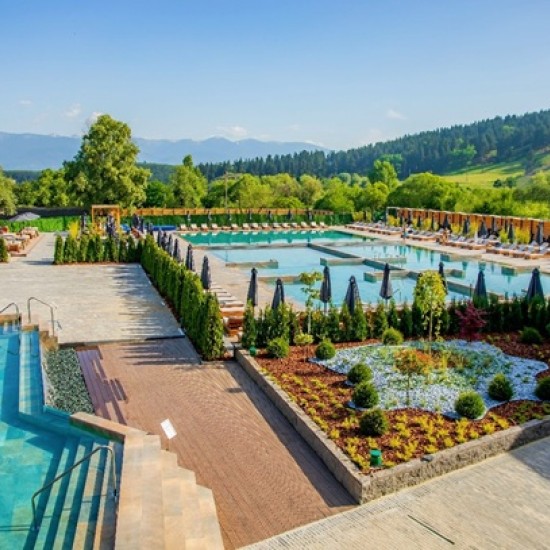 Подарете си едно неповторимо спа изживяване в Pulse Therme, с. Баня от Makaroon