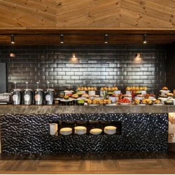 Спокойствие и грижа за ума и тялото с 8-часов достъп за двама до СПА комплекс Pulse Therme, с. Баня