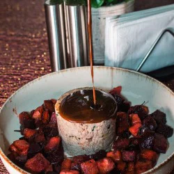 Седемстепенно меню за двама в Question Mark Bar and Grill – стил и съвършенство в кулинарията