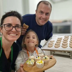 Вкусно преживяване - семейна сладкарска работилница Вкусно преживяване - семейна сладкарска работилница