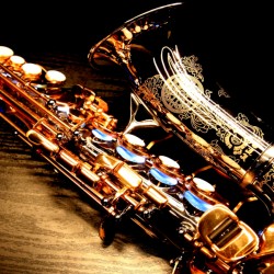  Learn to play saxophone: Package of two lessons