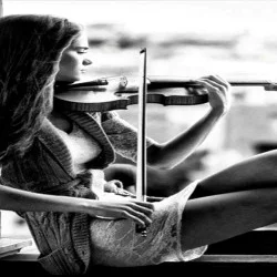 Два урока по избор: Класически инструменти (пиано, цигулка, виола) в София или Варна