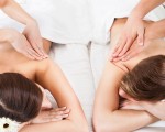 Luxurious care and relaxation for two with spa, diamond face mask, oxygen massage + glass of red wine from Makaroon