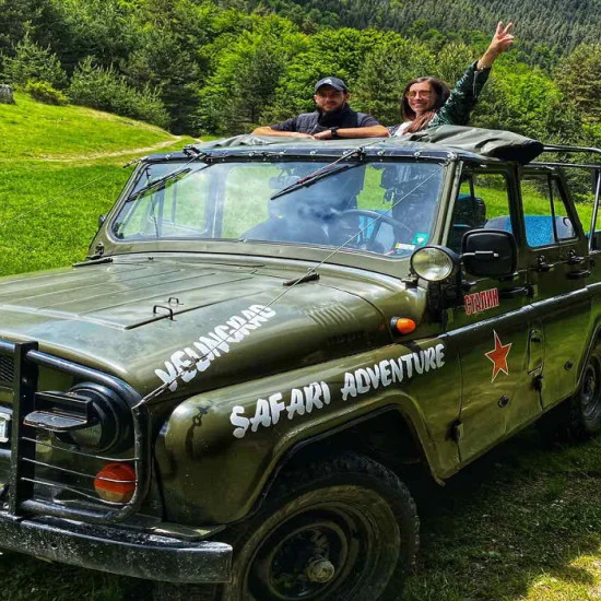 Джип Сафари Велинград за двама от Makaroon.bg Джип Сафари Велинград за двама от Makaroon.bg