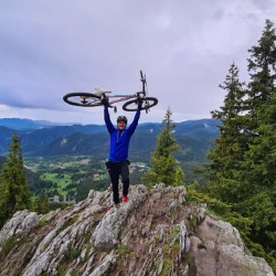 С колело сред природата край Смолян за двама души