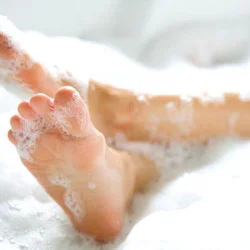 Детокс гореща вана: Отпускаща и антистрес процедура