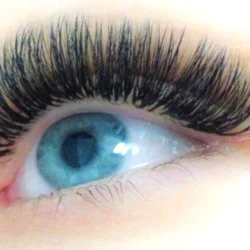 Поставяне на мигли косъм по косъм в Пловдив