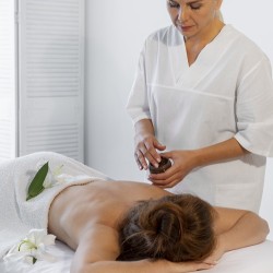 Detox and nourish the skin with a traditional Indonesian Bore massage