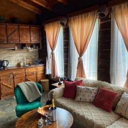 Overnight stay for two in a wooden eco-house in Leshten