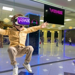 VR Ескейп стая за шестима в Xplorify VR Park Варна 
