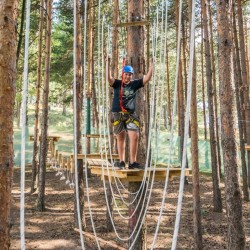 Приключение във въжен парк, конна езда и каране на АТВ в Добринище Приключение във въжен парк, конна езда и каране на АТВ в Добринище
