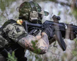 Военна зона на терена с тактическa битка Airsoft за един човек от Макароон Военна зона на терена с тактическa битка Airsoft за един човек от Макароон