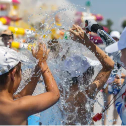 Посещение през събота или неделя за двама в морето на столицата – Аквапарк София  Посещение през събота или неделя за двама в морето на столицата – Аквапарк София