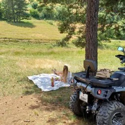 Приключение на колела с "Разходка за двама на едно АТВ в Копривщица"  Приключение на колела с "Разходка за двама на едно АТВ в Копривщица"