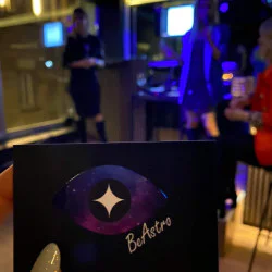 Астрологична прогноза на по коктейл от Be Astro за двама души – научете какво са ви подготвили планетите