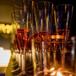 Астрологична прогноза на по коктейл от Be Astro за четирима души – научете какво са ви подготвили планетите