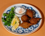 Насладете се на експлозия от вкусове и аромати с 3-степенно меню по избор за двама в сирийски ресторант Емеса от Makaroon Насладете се на експлозия от вкусове и аромати с 3-степенно меню по избор за двама в сирийски ресторант Емеса от Makaroon