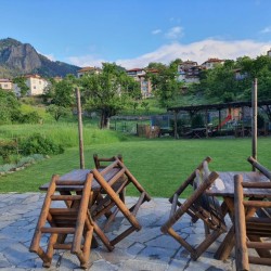 Почивка, потопена в уют и спокойствие, с Две нощувки за двама в двойна стая в "Хотел Даффи" в Смолян 