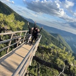 Разходка с джип до Чаирски езера и Пияната гора 