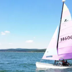 Ветроходство с катамаран на яз.Искър Ветроходство с катамаран на яз.Искър