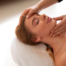 Lifting facial massage in Burgas