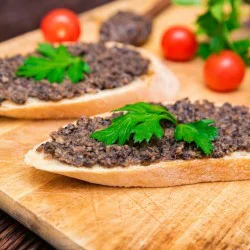 Превърнете се в модерни кулинарни златотърсачи с  „Лов и дегустация на трюфели край Варна“ за двама души