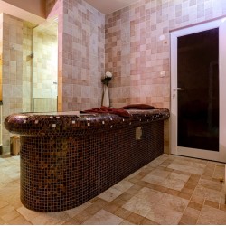 Ритуал „Топли вулканични камъни“ във Варна Ритуал „Топли вулканични камъни“ във Варна