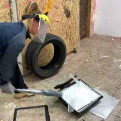 Разбий стреса в стая на гнева във Варна за двама души