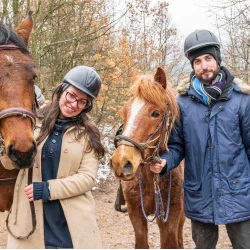 Конна езда за двама - зимна приказка сред природата край Своге Конна езда за двама - зимна приказка сред природата край Своге