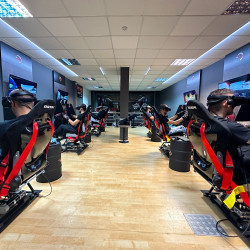VR Racing – скоростно виртуално преживяване без граници за двама души VR Racing – скоростно виртуално преживяване без граници за двама души