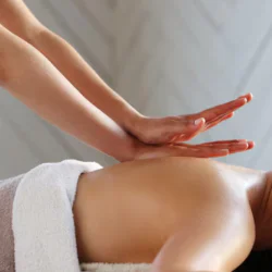 Симфония от аромати с „Масаж с български рози“ - 60 минути