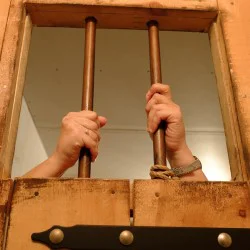 Ескейп стая „Дивия Запад“ за петима в Пловдив