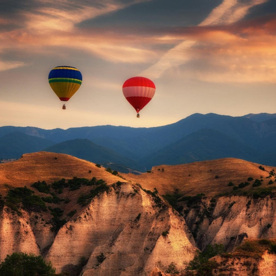 Panoramic ascent with a balloon near Pravets with included video recording from Makaroon