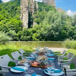 На брега на Искъра с "Весел пикник за един" край Враца