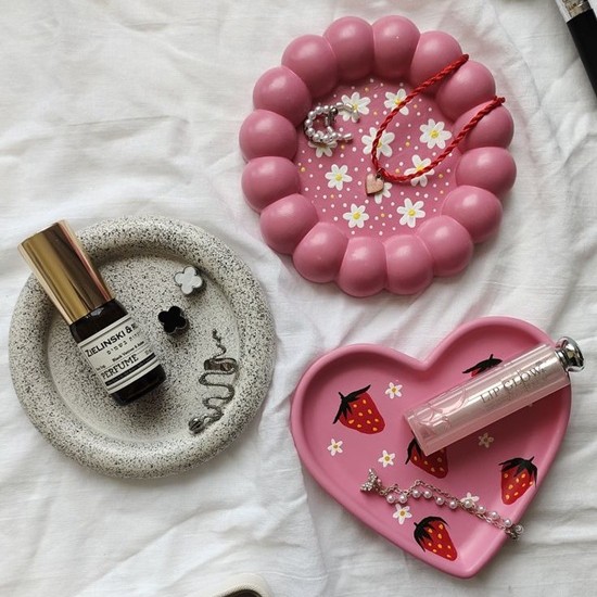 Creative memory with "ART workshop with Eco resin for jewelry stand in Plovdiv" from Makaroon Creative memory with "ART workshop with Eco resin for jewelry stand in Plovdiv" from Makaroon