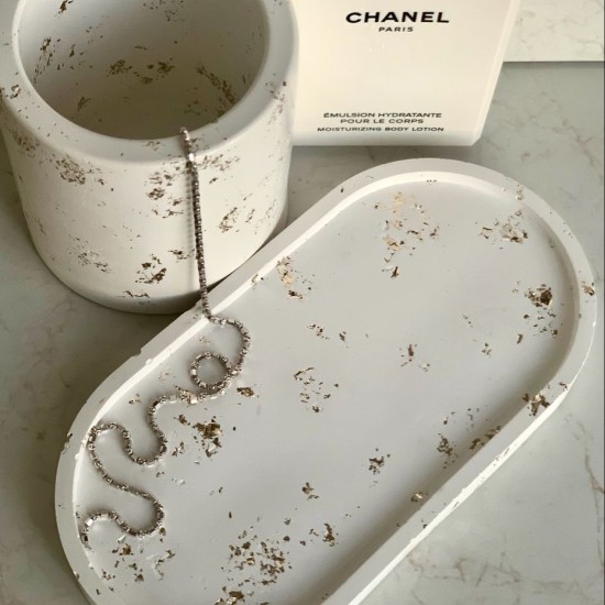 Creative memory with "ART workshop with Eco resin for jewelry stand in Plovdiv" from Makaroon