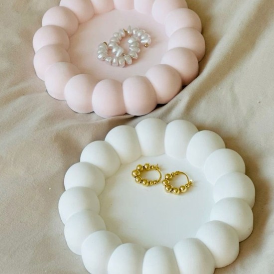 Creative memory with "ART workshop with Eco resin for jewelry stand in Plovdiv" from Makaroon