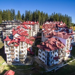 Удобство и уют в планината с „Нощувка за двама в комплекс Замъка, Пампорово"