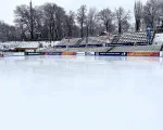 Каране на зимни кънки за двама души с напитка по избор от Makaroon.bg 