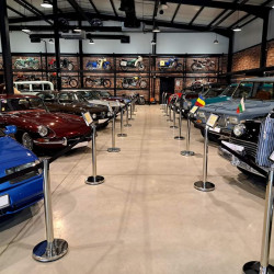 Visit the museum of vintage cars for two in the village of Kapatovo