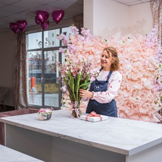 Впуснете се в кулинарно приключение с много забавление с работилница за всеки вкус от Makaroon