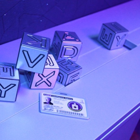 Потопете се в един свят на мистерии с Ескейп стая Тайната на Криптос от Makaroon