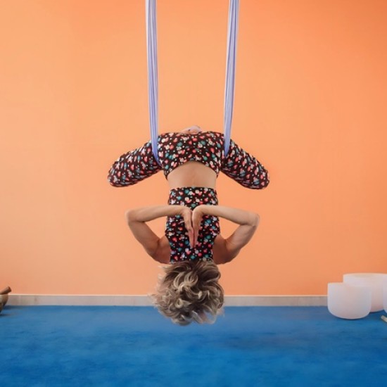 Свързване на по-дълбоко ниво с Релаксираща йога за двойки край Варна от Makaroon