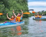 Впуснете се в едно незабравимо водно приключение с еднодневен Каяк тур по избор за двама от Makaroon Впуснете се в едно незабравимо водно приключение с еднодневен Каяк тур по избор за двама от Makaroon