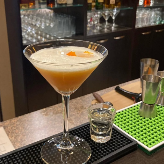 Fun and relaxation with a cocktail and hookah for three at the Hookah Bar Terrace from Makaroon Fun and relaxation with a cocktail and hookah for three at the Hookah Bar Terrace from Makaroon